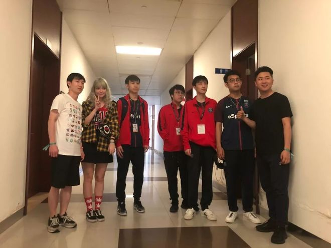 仰泳与自由 仰泳与自由